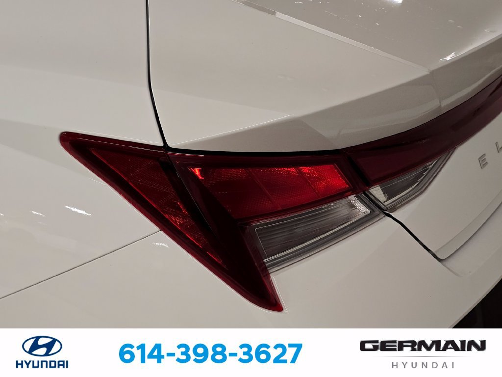 Certified 2026 Hyundai Elantra SE FWD image 16
