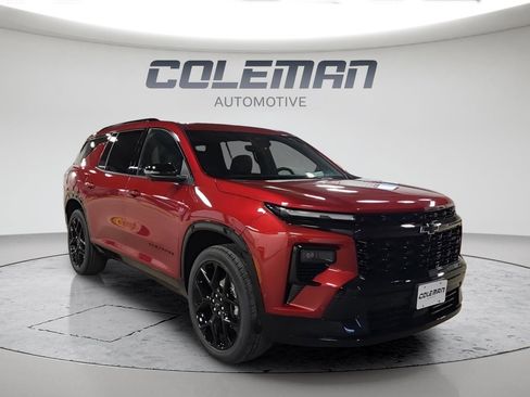 Used 2024 Chevrolet Traverse RS image 7