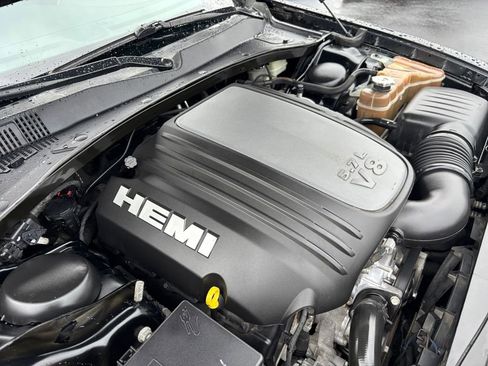 Used 2013 Chrysler 300 S image 14