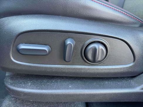 Used 2023 Chevrolet Equinox RS image 14