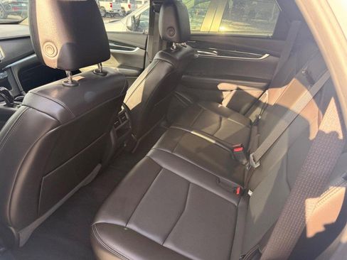 Used 2024 Cadillac XT5 Premium Luxury image 9