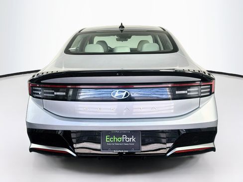 Used 2025 Hyundai Sonata SEL FWD image 7