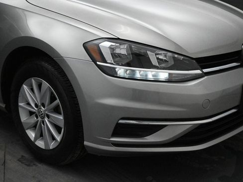 Used 2018 Volkswagen Golf S image 16