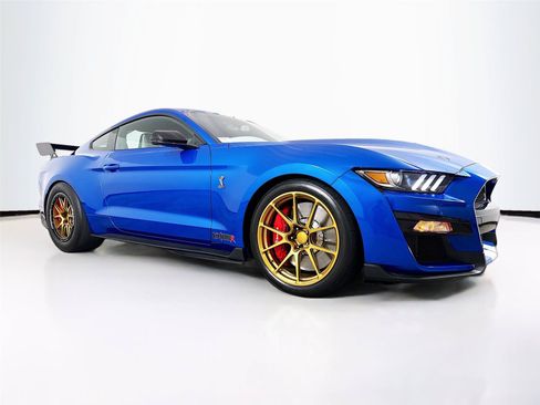 Used 2020 Ford Mustang Shelby GT500 w/ Carbon Fiber Track Pack RWD image 31