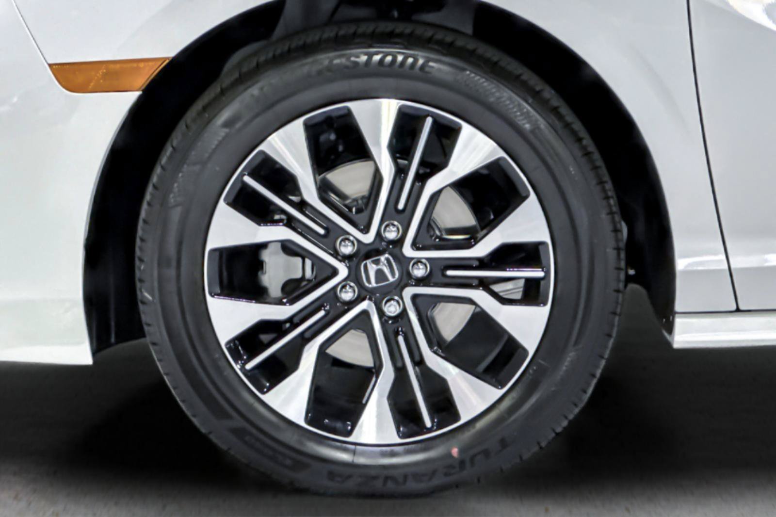 New 2027 Honda Odyssey Elite image 26