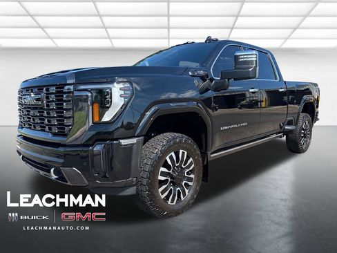 Used 2024 GMC Sierra 2500 Denali Ultimate AWD/4WD image 8