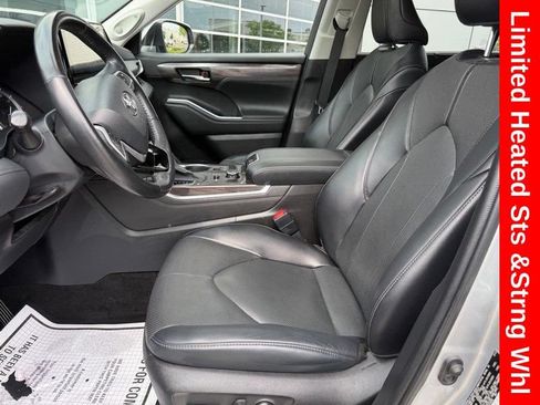 Used 2022 Toyota Highlander Limited AWD/4WD image 17