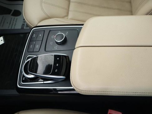 Used 2018 Mercedes-Benz GLS 450 4MATIC w/ Premium Package image 20