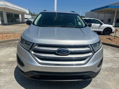 Used 2018 Ford Edge SE FWD image 8