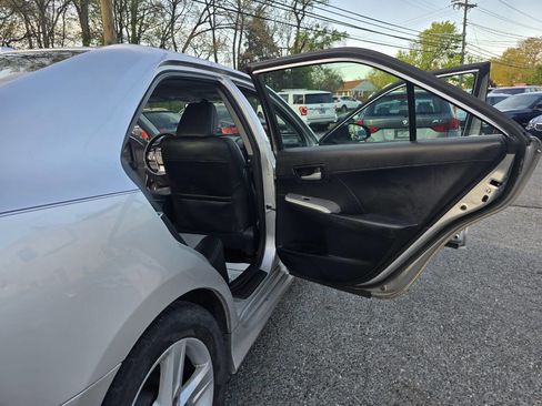 Used 2012 Toyota Camry SE image 35