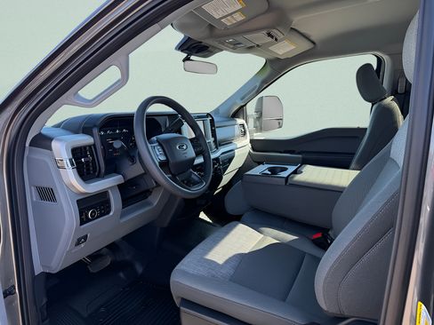 Used 2026 Ford F350 XLT w/ FX4 Off-Road Package AWD/4WD image 4