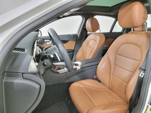 Certified 2019 Mercedes-Benz C 300 4MATIC Sedan image 13