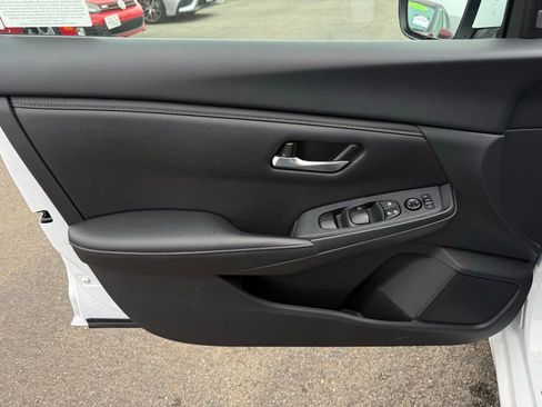 Used 2025 Nissan Sentra SV w/ All-Weather Package image 18