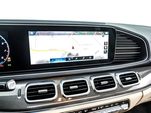 Certified 2023 Mercedes-Benz GLS 450 4MATIC image 21