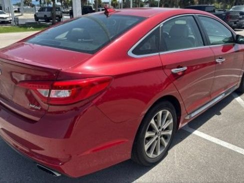 Used 2017 Hyundai Sonata Limited FWD image 2