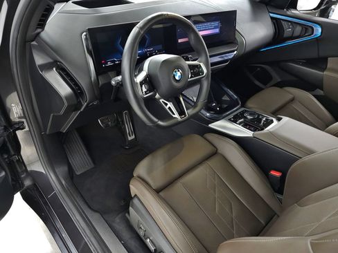 Used 2025 BMW X3 xDrive30i AWD/4WD image 16