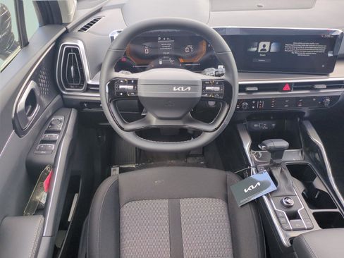 New 2026 Kia Sorento LX FWD image 12