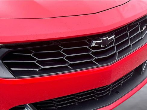 Used 2020 Chevrolet Camaro LT w/ RS Package RWD image 32