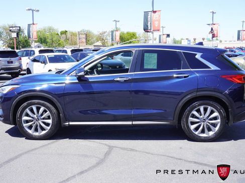 Used 2020 INFINITI QX50 Luxe w/ Navigation Package FWD image 17