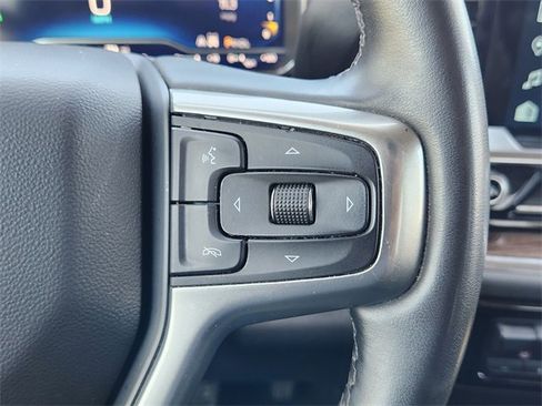 Used 2024 Chevrolet Silverado 2500 LT image 30