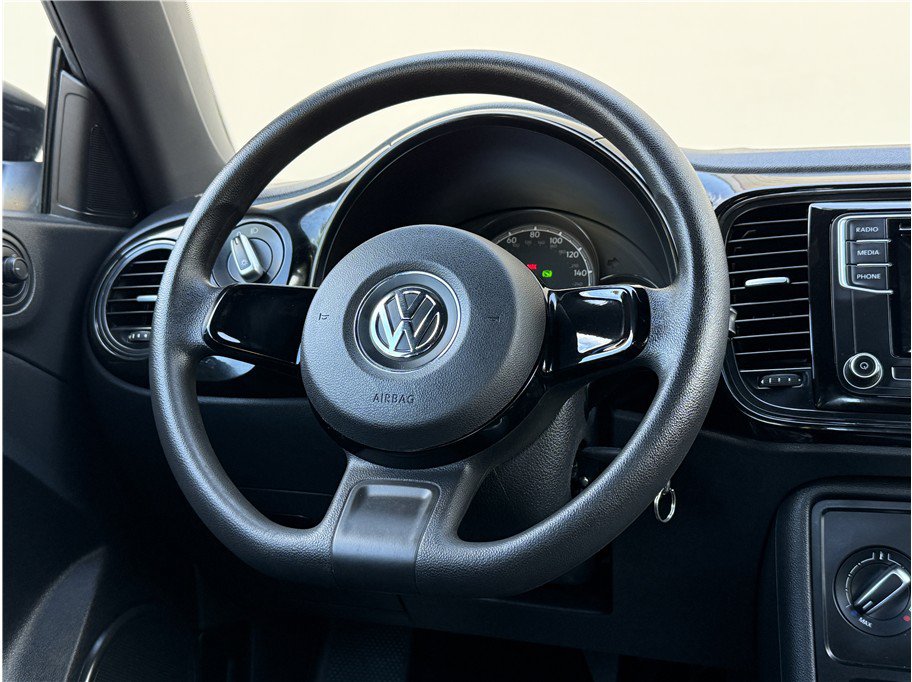Used 2017 Volkswagen Beetle 1.8T FWD image 9