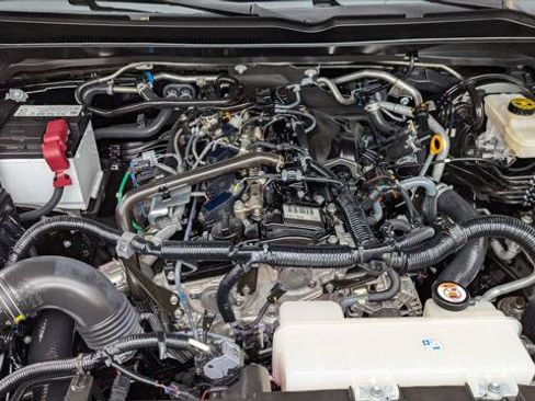 Used 2024 Toyota Tacoma SR5 RWD image 28