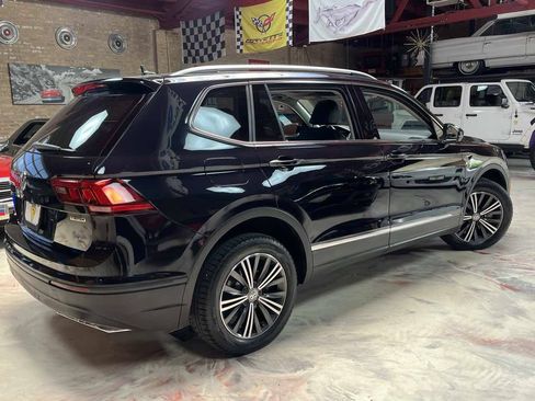 Used 2019 Volkswagen Tiguan SEL AWD/4WD image 2