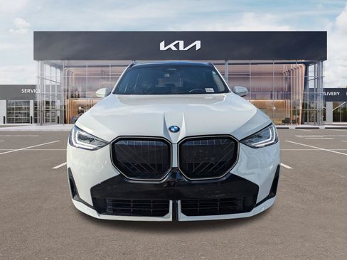 Used 2025 BMW X3 xDrive30i w/ M Sport Package AWD/4WD image 7