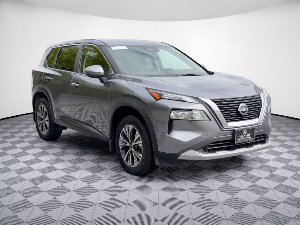 Used 2023 Nissan Rogue SV AWD/4WD image 7