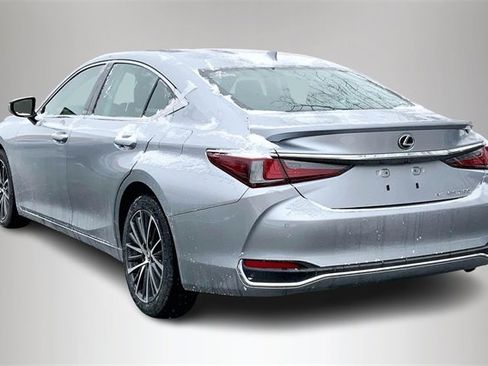 Certified 2023 Lexus ES 250 w/ Premium Package image 9