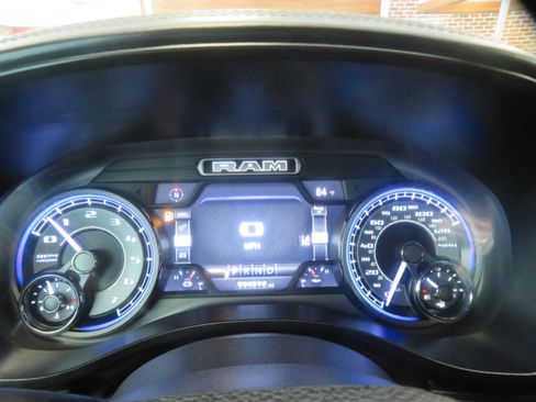 Used 2020 RAM 1500 Limited AWD/4WD image 30
