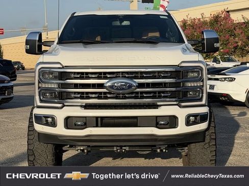 Used 2024 Ford F250 Platinum AWD/4WD image 3