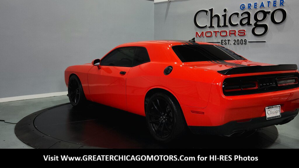Used 2022 Dodge Challenger R/T Scat Pack w/ Shaker Package RWD image 8