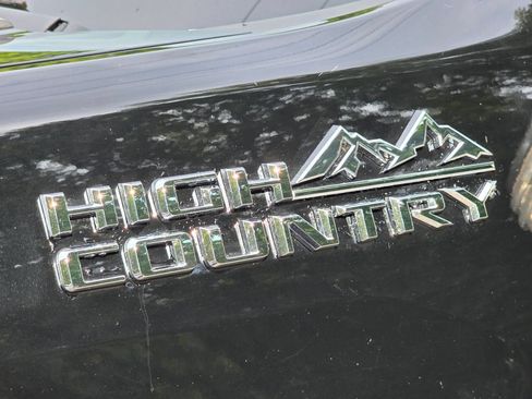 Used 2020 Chevrolet Silverado 2500 High Country w/ Z71 Off-Road Package AWD/4WD image 38