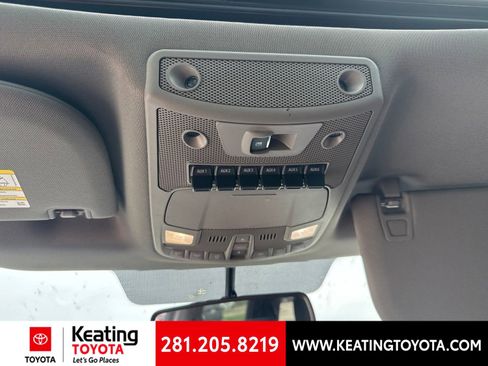 Used 2019 Ford F250 Lariat w/ Chrome Package AWD/4WD image 22