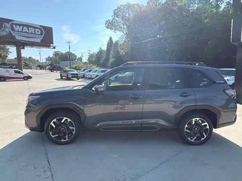 Used 2025 Subaru Forester Limited w/ Popular Package #2 AWD/4WD image 15