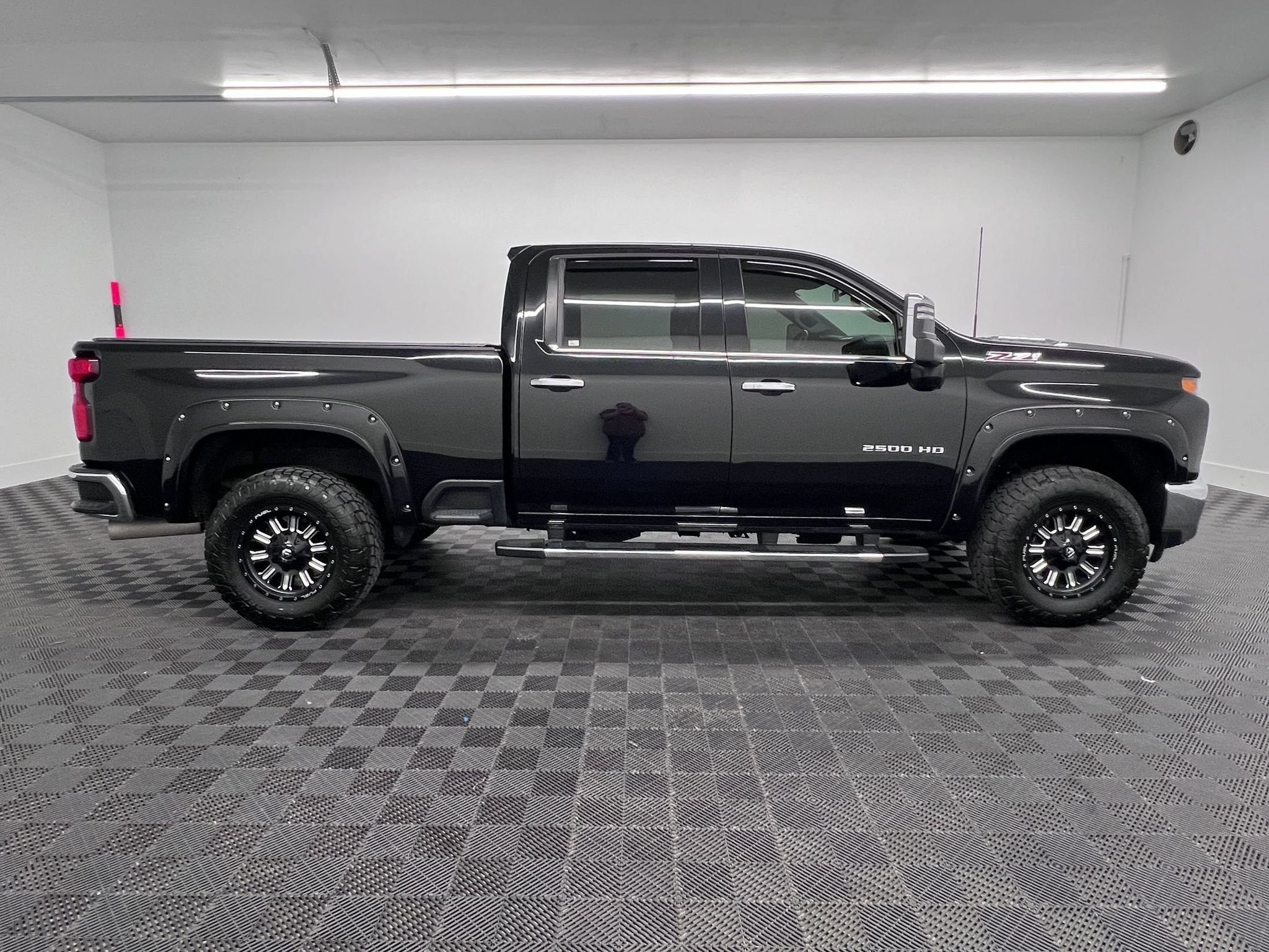 Used 2022 Chevrolet Silverado 2500 LTZ w/ LTZ Convenience Package AWD/4WD image 8