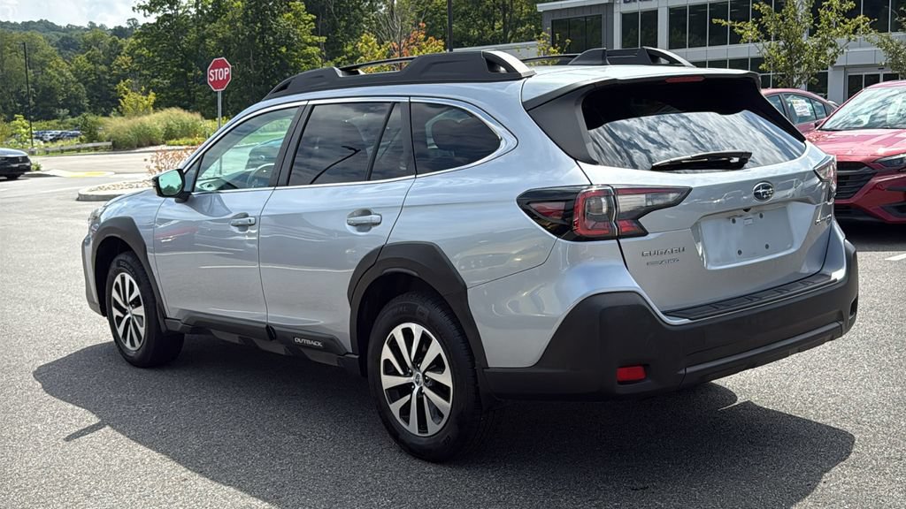 Certified 2024 Subaru Outback Premium AWD/4WD image 6