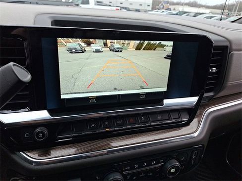 Certified 2025 Chevrolet Silverado 1500 LT image 18