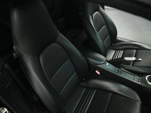 Used 2005 Porsche 911 Turbo AWD/4WD image 44