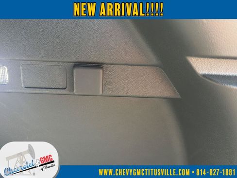 Used 2026 Chevrolet Equinox LT AWD/4WD image 13