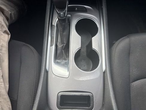 Used 2021 Chevrolet Malibu LT image 24