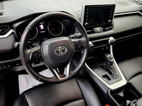 Used 2021 Toyota RAV4 XLE Premium AWD/4WD image 24