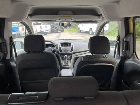 Used 2018 Ford Transit Connect XL FWD image 17