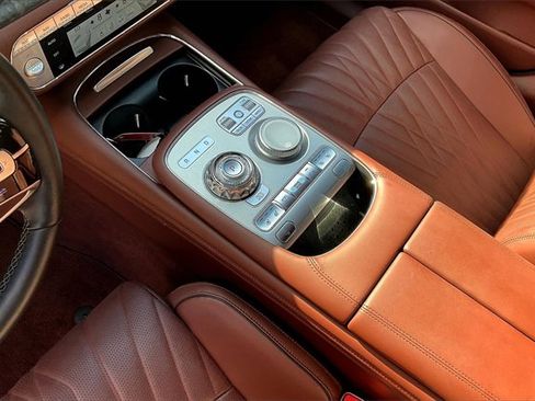 Used 2024 Genesis G90 3.5T image 13