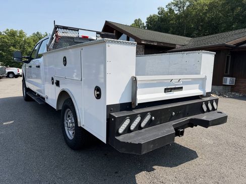 Used 2023 Ford F250 XL w/ Snow Plow Prep Package AWD/4WD image 5