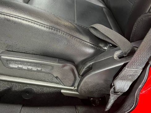 Used 2021 Jeep Wrangler Unlimited Sahara image 25