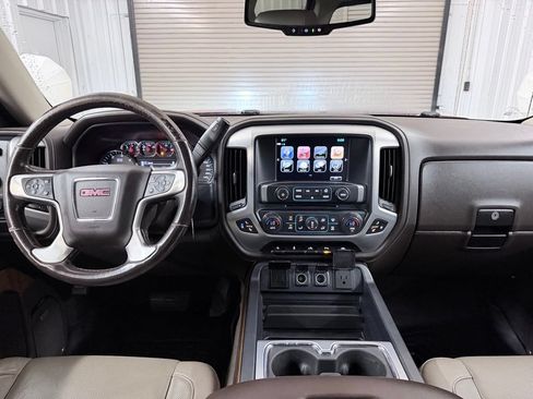 Used 2018 GMC Sierra 1500 SLT AWD/4WD image 20
