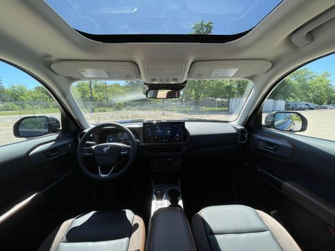 Used 2025 Ford Bronco Sport Outer Banks w/ Outer Banks Tech Package+ AWD/4WD image 12
