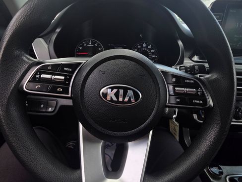 Used 2021 Kia Seltos LX AWD/4WD image 9